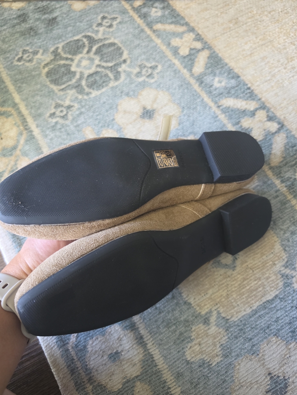 Flats - Picture 2 of 5